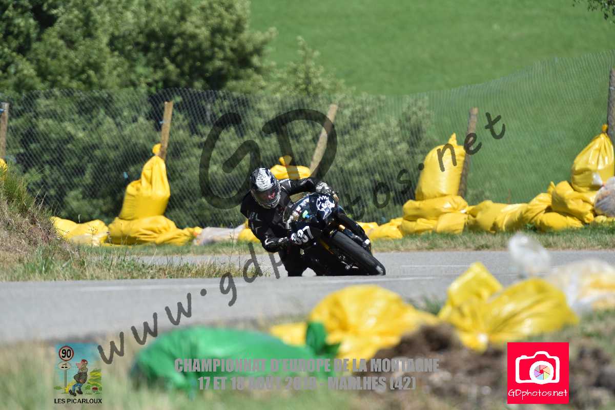 240529