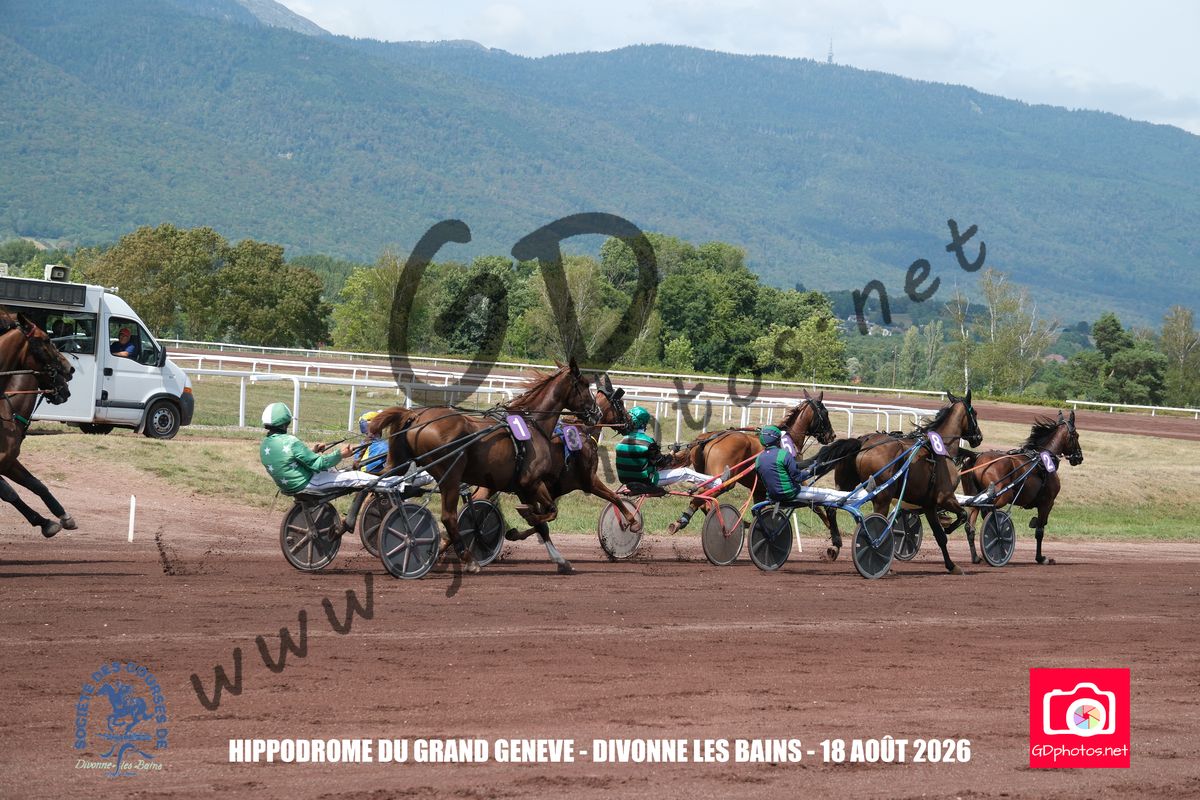 3205762